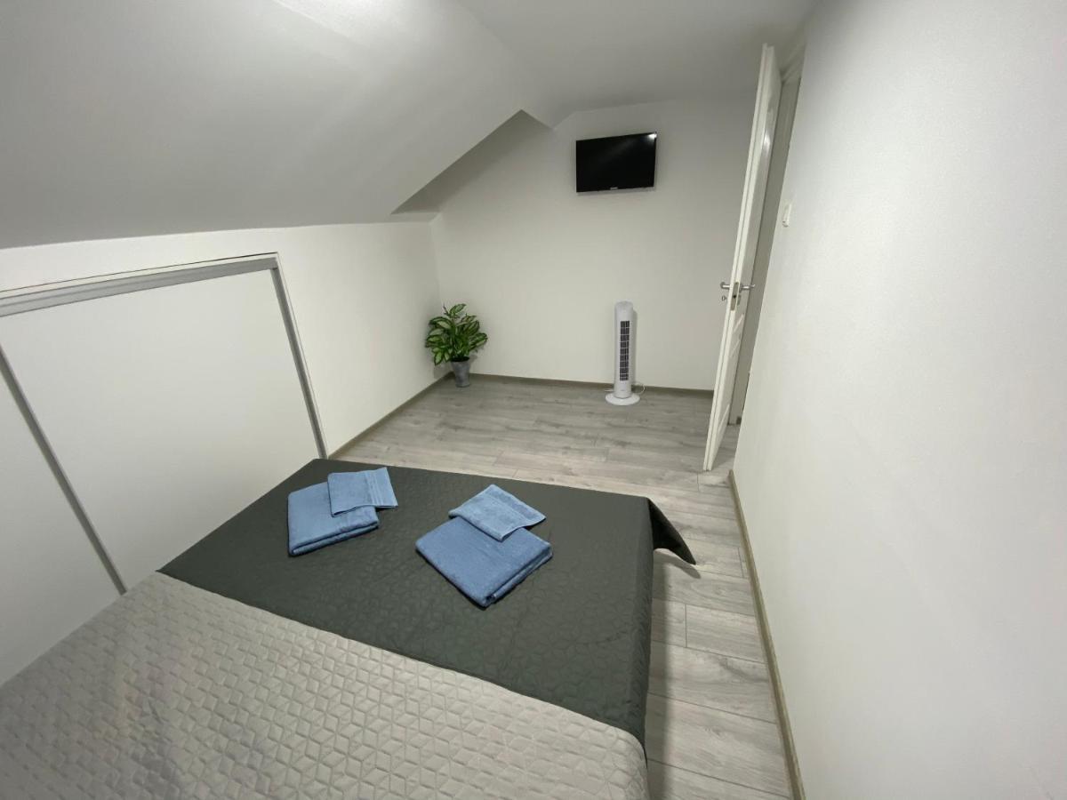 Apartament La Sika Orsova Exterior photo